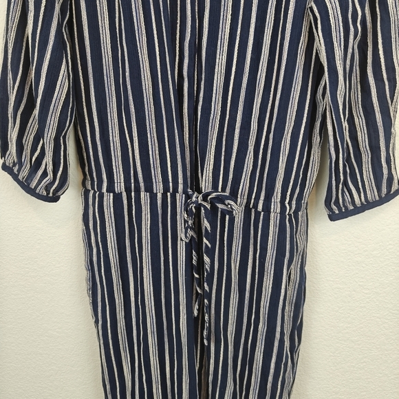 TROVATA Birds Of Paradise Striped 3/4 Sleeves Navy White Cropped Jumpsuit Small - Picture 6 of 15